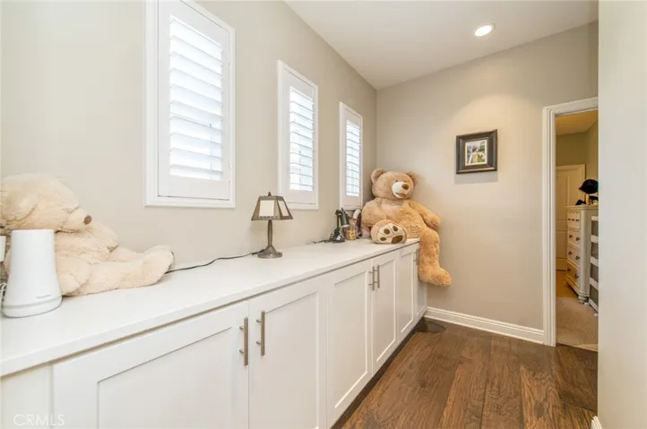 220 Barnes Road, Tustin, California 92782