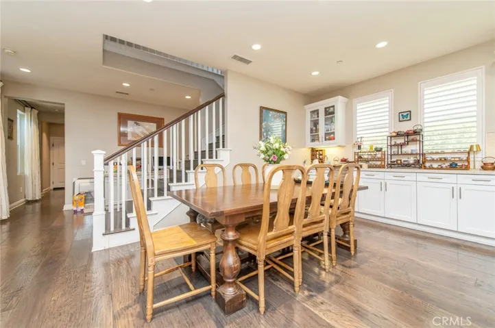 220 Barnes Road, Tustin, California 92782
