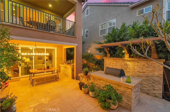 220 Barnes Road, Tustin, California 92782