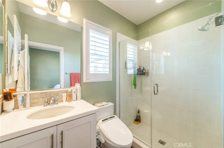 220 Barnes Road, Tustin, California 92782