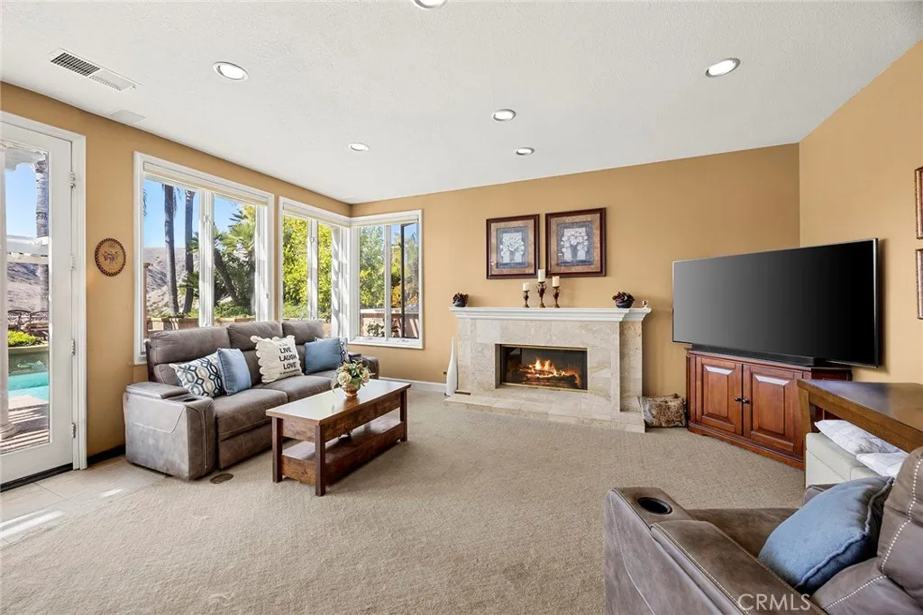 Spacious Family Room