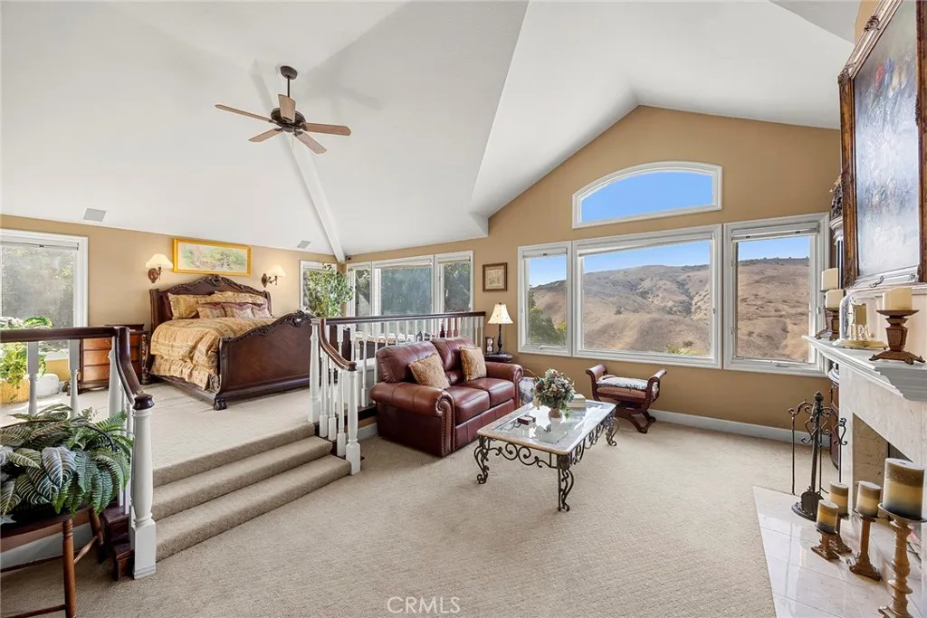 Huge Primary Suite w/ Sitting Area