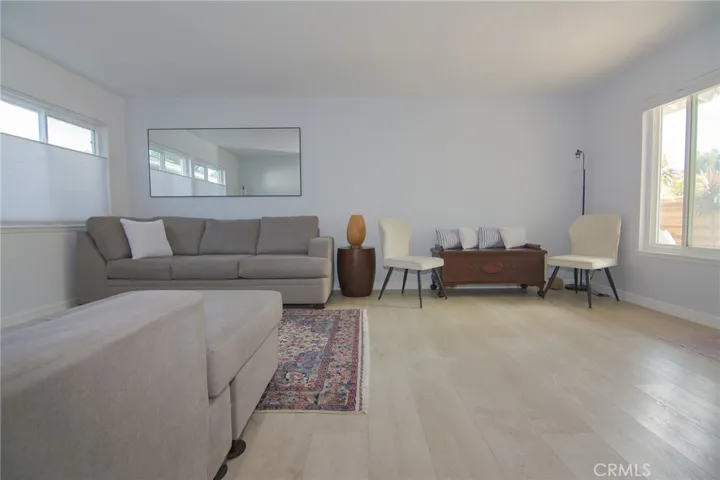 21865 Jinetes, Mission Viejo, California 92691