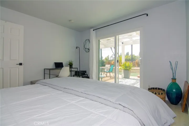 21865 Jinetes, Mission Viejo, California 92691