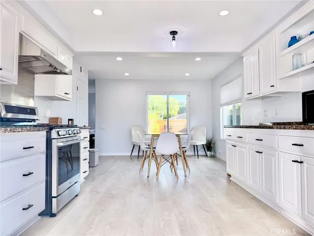 21865 Jinetes, Mission Viejo, California 92691