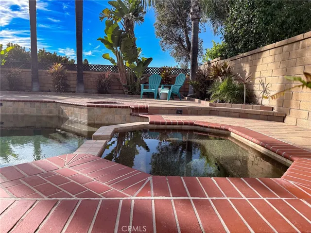 21865 Jinetes, Mission Viejo, California 92691