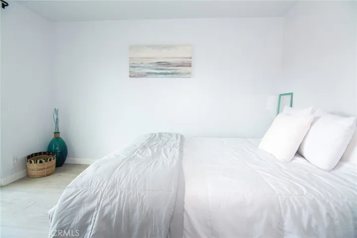 21865 Jinetes, Mission Viejo, California 92691