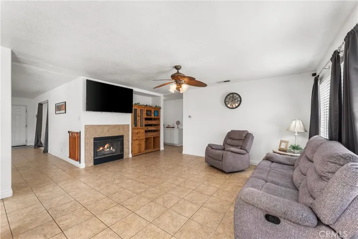 45420 Fairbanks, Lancaster, California 93534