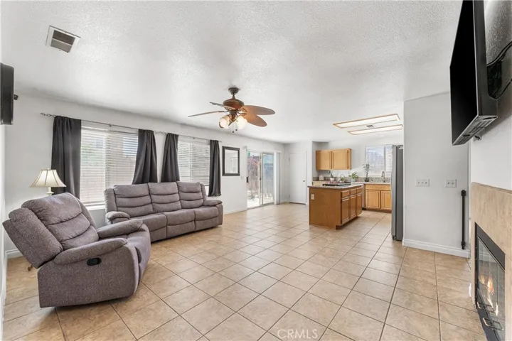 45420 Fairbanks, Lancaster, California 93534