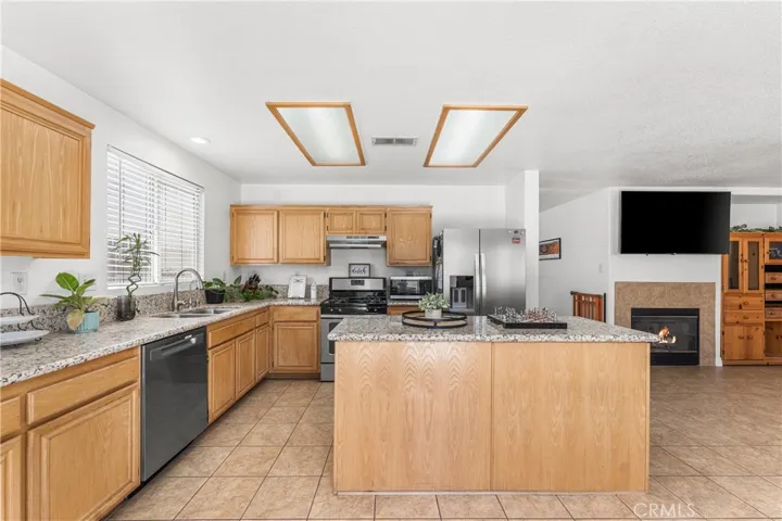 45420 Fairbanks, Lancaster, California 93534