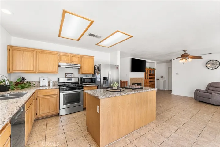 45420 Fairbanks, Lancaster, California 93534