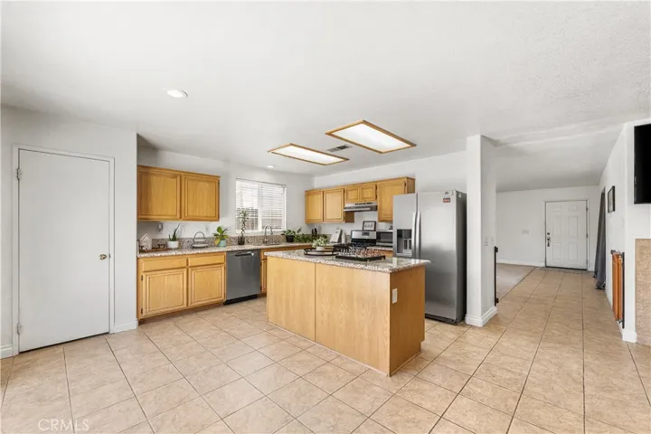 45420 Fairbanks, Lancaster, California 93534
