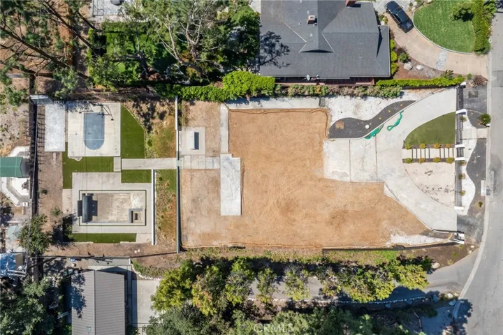 1400 E Palm Street, Altadena, California 91001