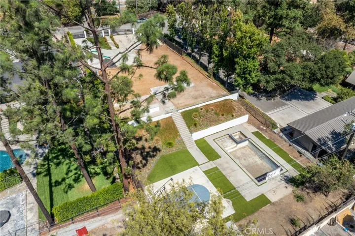 1400 E Palm Street, Altadena, California 91001