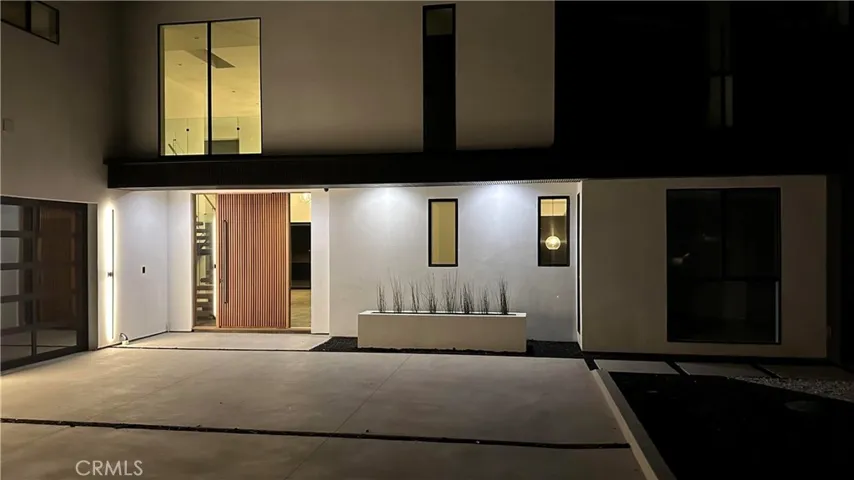 1400 E Palm Street, Altadena, California 91001