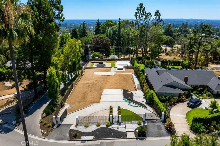 1400 E Palm Street, Altadena, California 91001