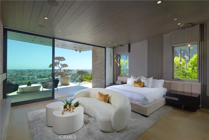 1201 Dolphin, Corona Del Mar, California 92625