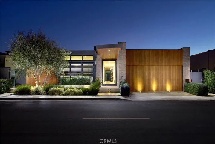 1201 Dolphin, Corona Del Mar, California 92625
