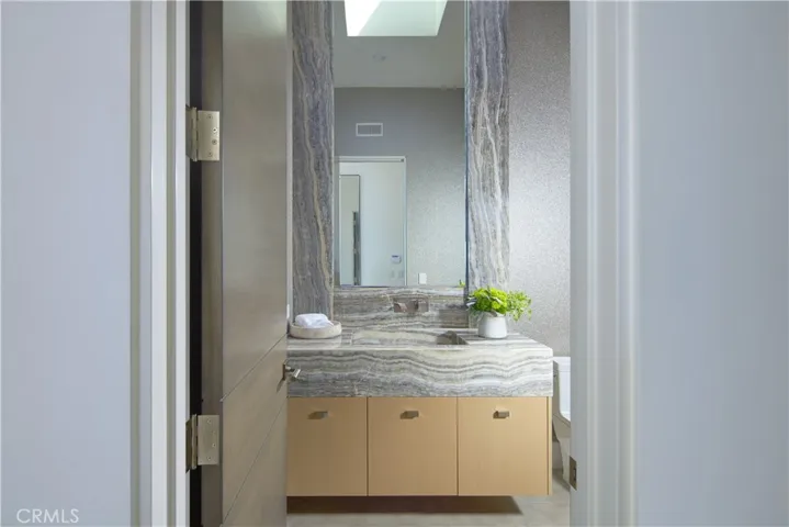 1201 Dolphin, Corona Del Mar, California 92625