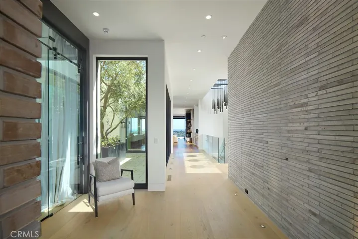 1201 Dolphin, Corona Del Mar, California 92625