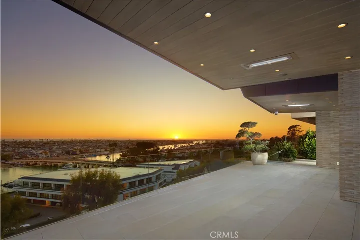 1201 Dolphin, Corona Del Mar, California 92625