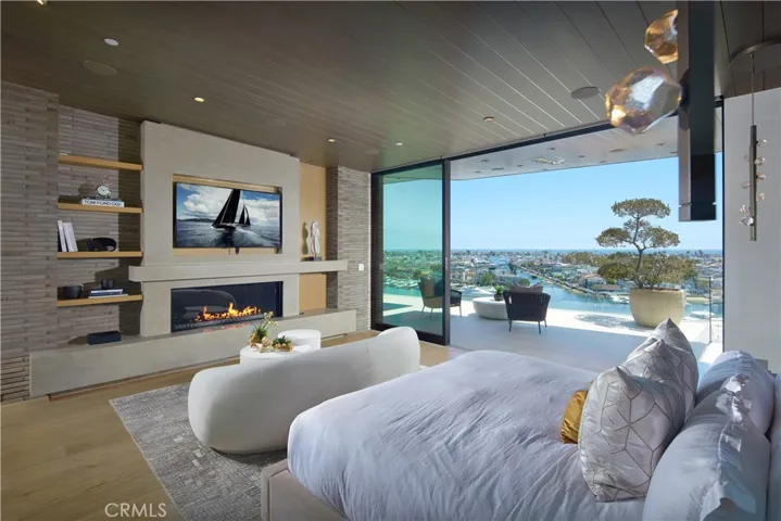 1201 Dolphin, Corona Del Mar, California 92625
