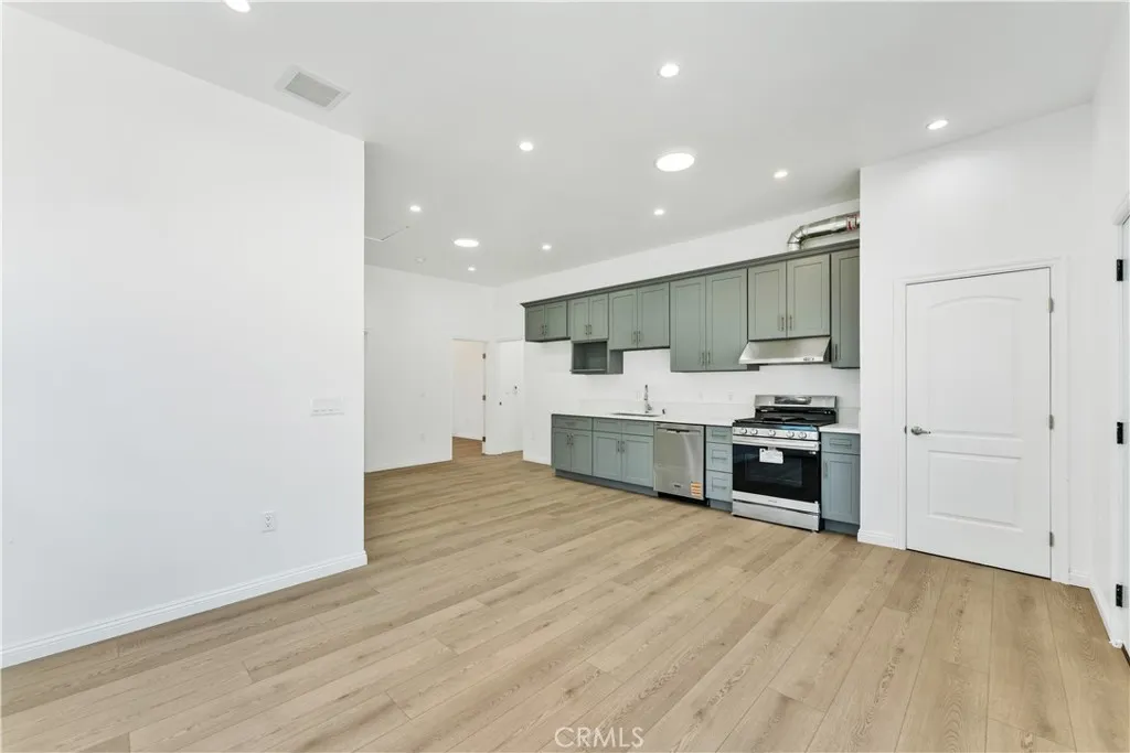 ADU: Kitchen
