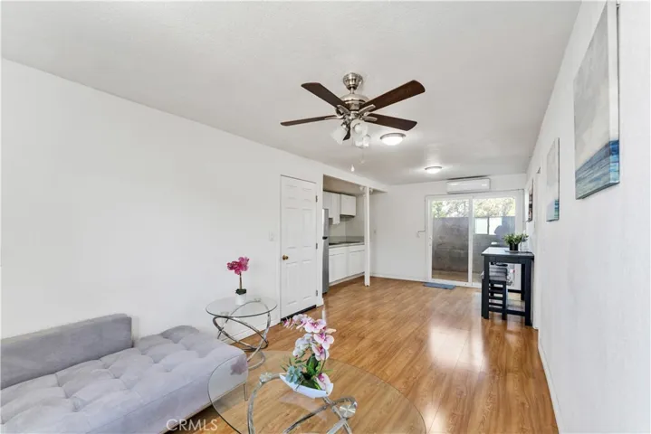 Unit 3,living room