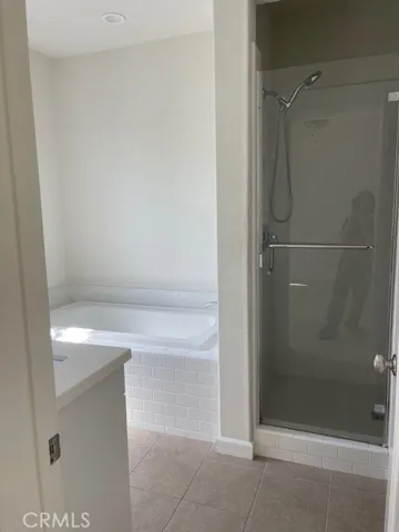 111 Holly Springs, Irvine, California 92618