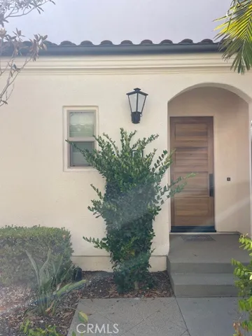 111 Holly Springs, Irvine, California 92618