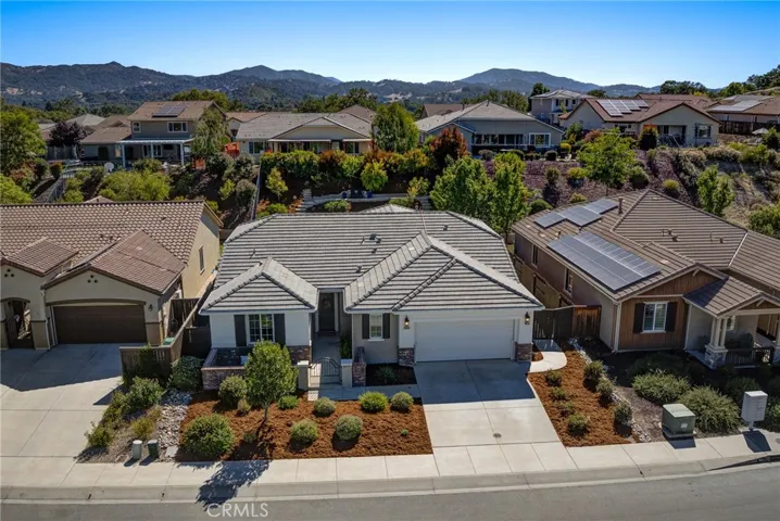11250 Avion, Atascadero, California 93422