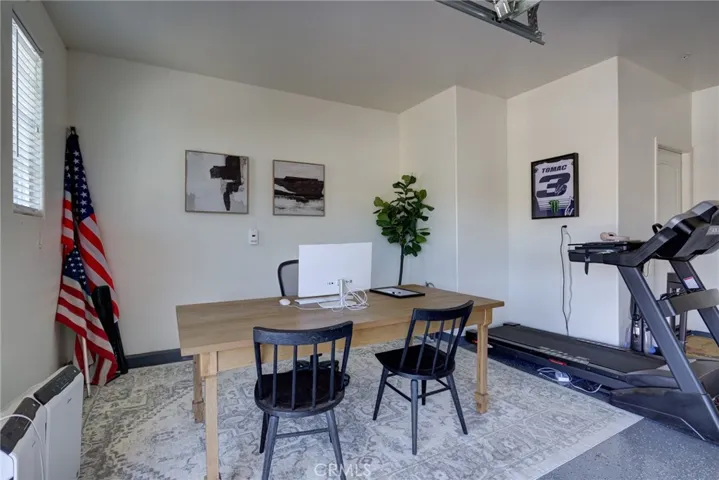 11250 Avion, Atascadero, California 93422