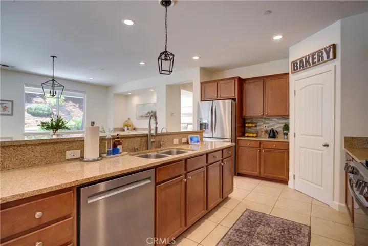 11250 Avion, Atascadero, California 93422