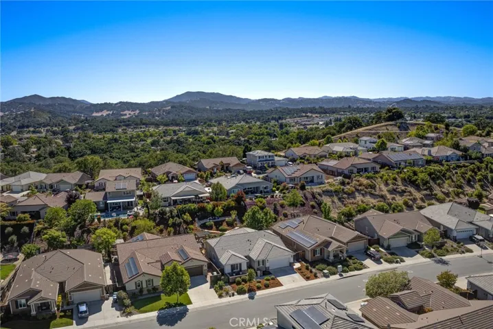 11250 Avion, Atascadero, California 93422