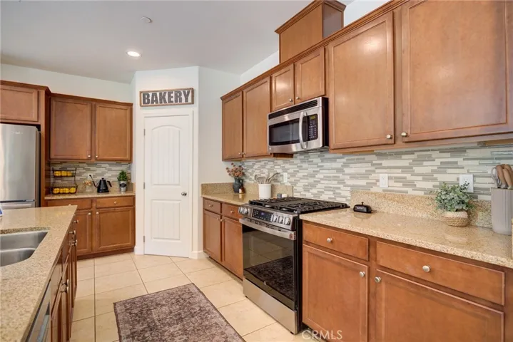 11250 Avion, Atascadero, California 93422