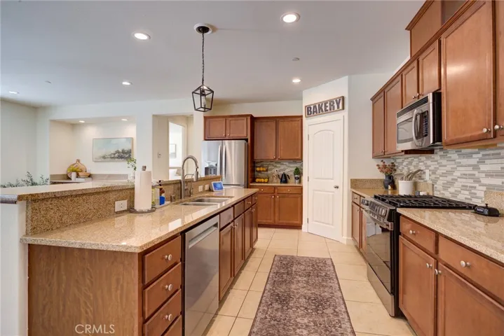 11250 Avion, Atascadero, California 93422