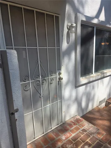 18601 Collins Street D7, Tarzana, California 91356