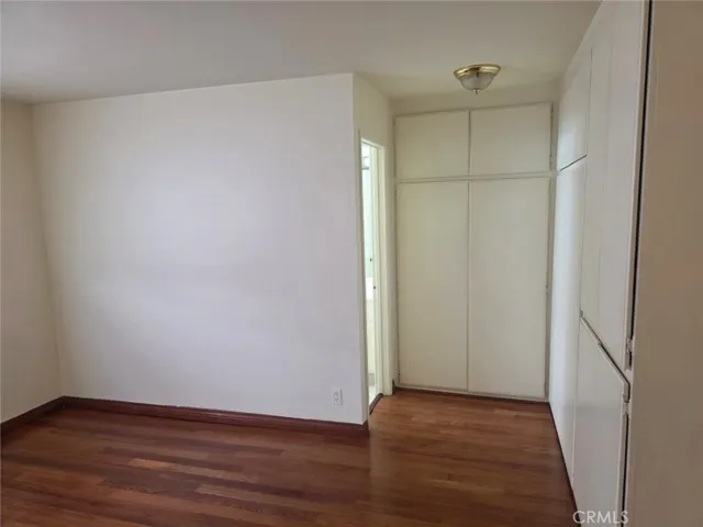 18601 Collins Street D7, Tarzana, California 91356
