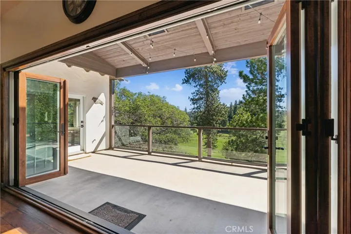 Covered entertaining deck