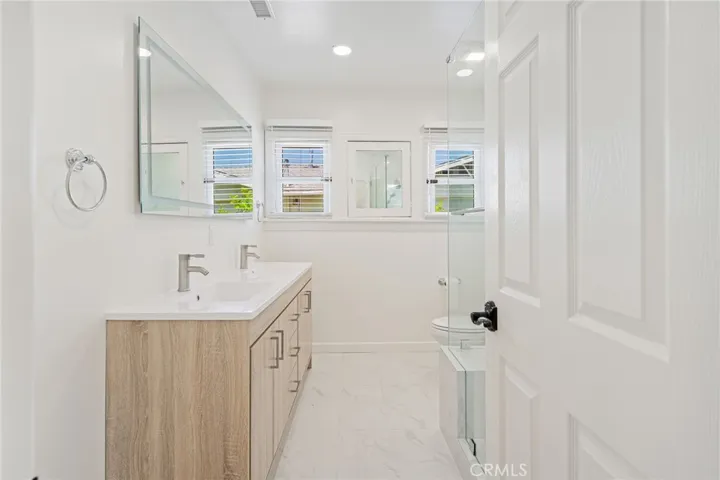 double sink bathroom