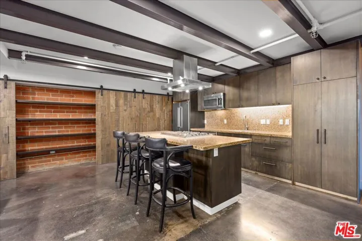 120 S Hewitt Street 6, Los Angeles, California 90012