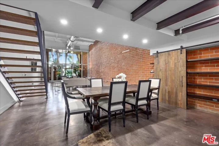 120 S Hewitt Street 6, Los Angeles, California 90012