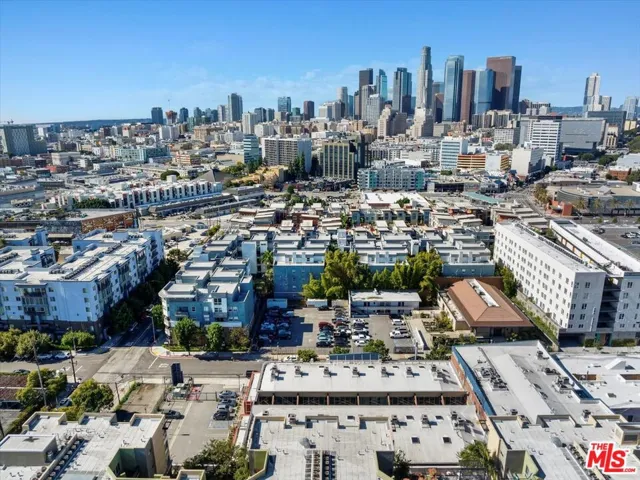 120 S Hewitt Street 6, Los Angeles, California 90012