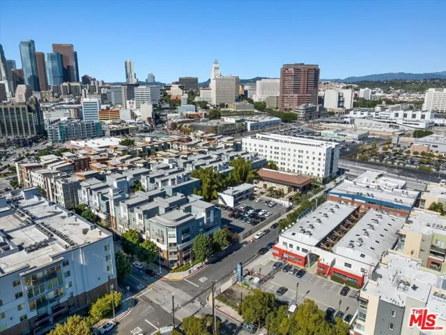 120 S Hewitt Street 6, Los Angeles, California 90012