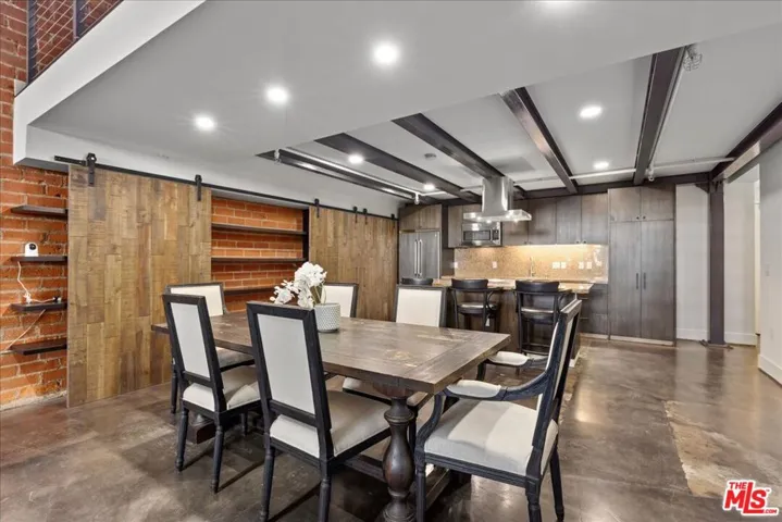 120 S Hewitt Street 6, Los Angeles, California 90012