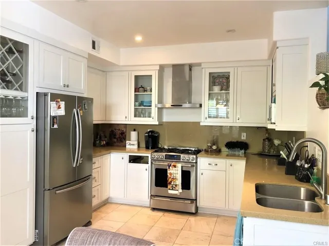 971 S Flintridge Way, Anaheim Hills, California 92808