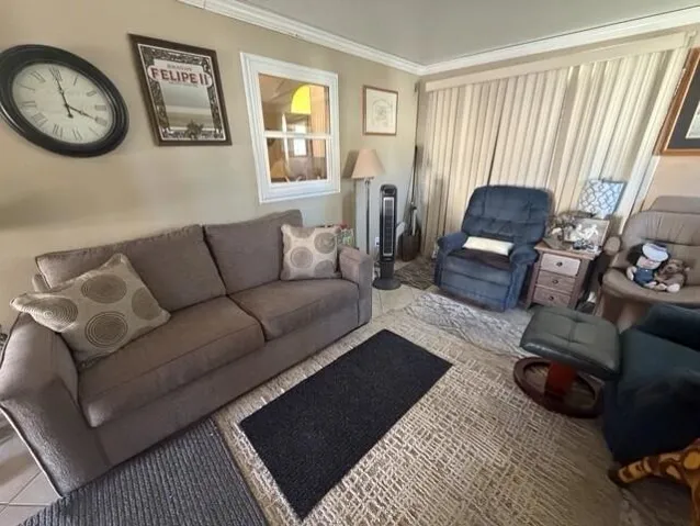 Living room 2