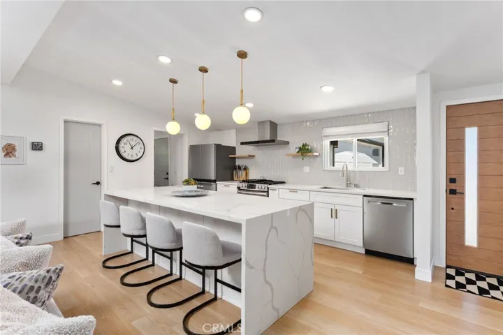 2135 Parsons Street, Costa Mesa, California 92627