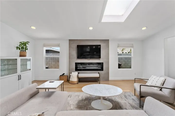 2135 Parsons Street, Costa Mesa, California 92627
