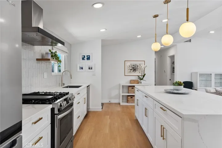 2135 Parsons Street, Costa Mesa, California 92627